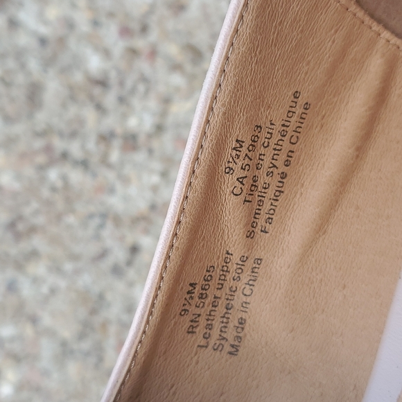 Halogen Blush Pink Pointed Toe Short Heel Flats 9.5 - Picture 7 of 9